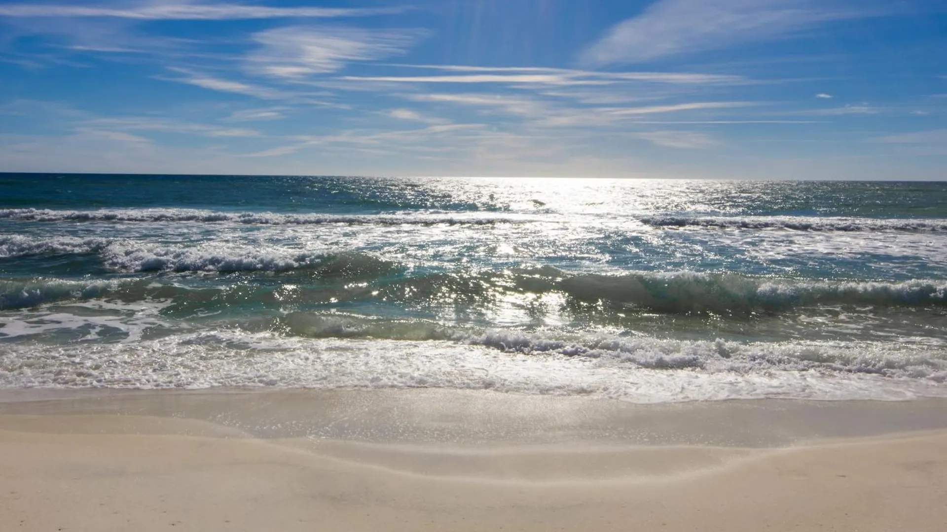 Ferienhaus Coastal Hideaway: Cozy Beachfront Studio - Sleeps 4 With Stunning Views! Panama Stadt USA