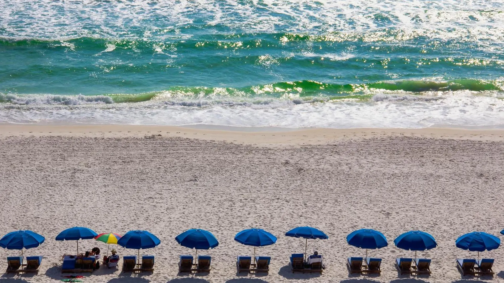 Ferienhaus Coastal Hideaway: Cozy Beachfront Studio - Sleeps 4 With Stunning Views! Panama Stadt